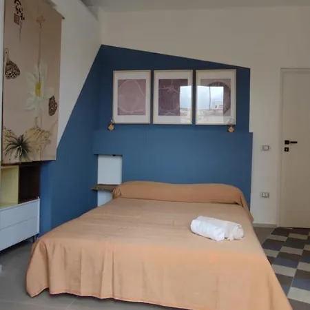 Cozy In Center Apartment